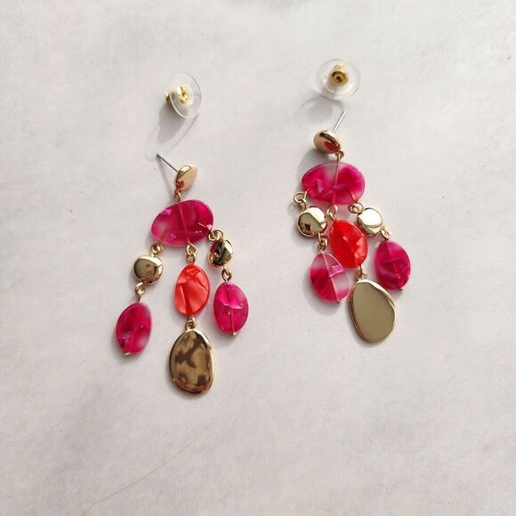 LYDELL NYC Chandelier NWT Magenta Red Gold Statement earrings Dangle - Picture 4 of 6